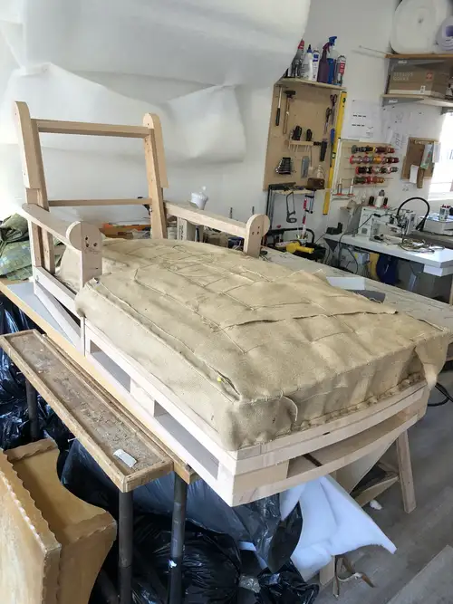 Récamiere nach Maß in Arbeit