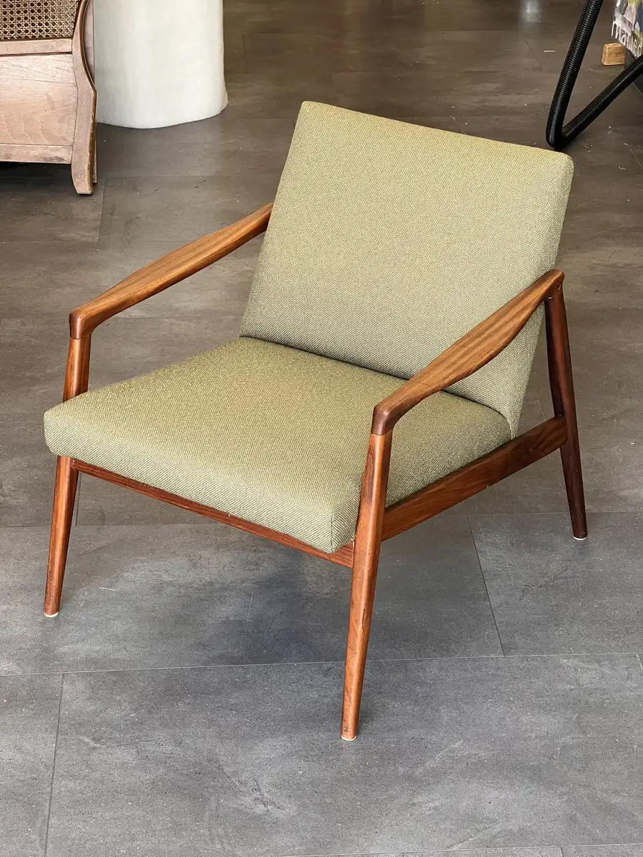 Sessel mit Teakgestell, nachher